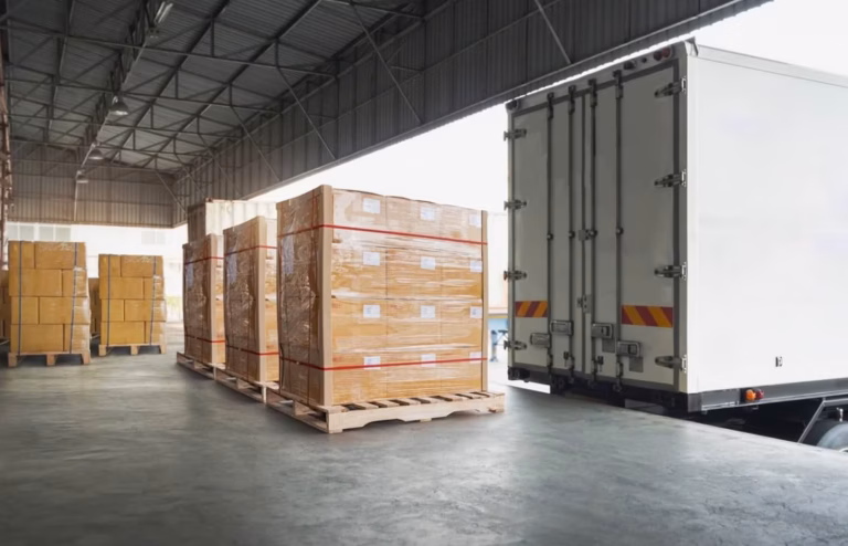 3PL en logistique : définition, avantages et limites à connaître